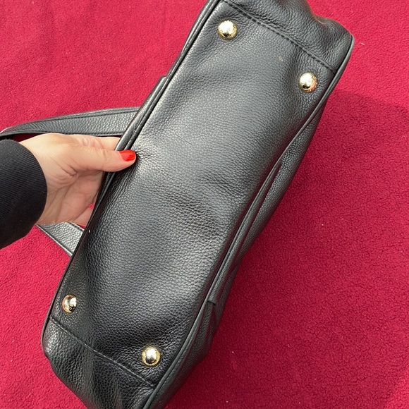 MICHAEL KORS OURSE EXCELLENT CONDITION - Picture 8 of 10